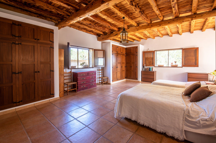 Spacious Finca with 3 Bedrooms and Huge Potential, Santa Gertrudis
