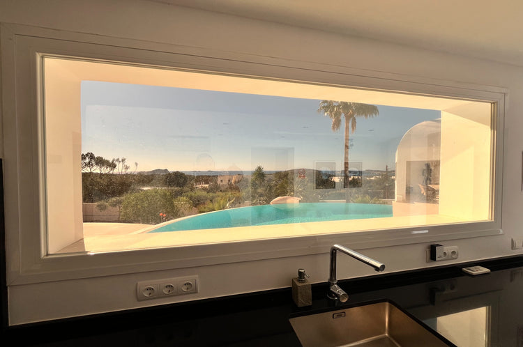 Elegant 4-bedroom villa near Cala Conta