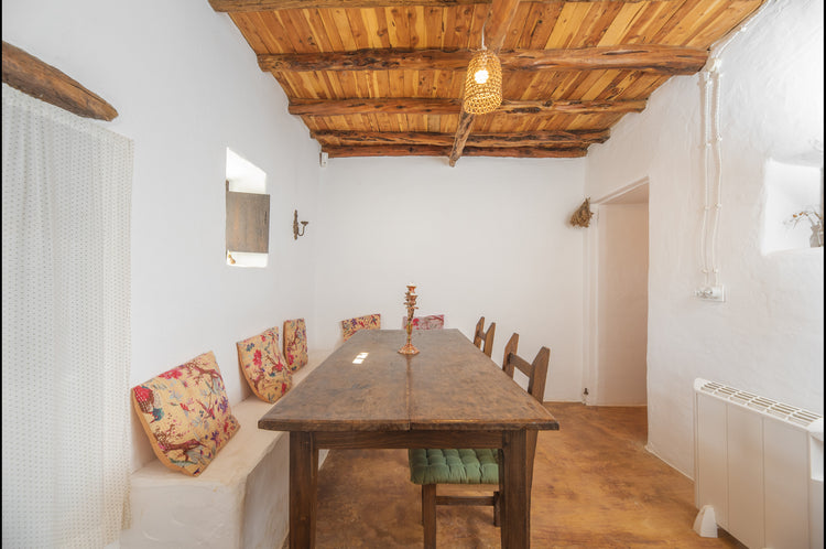 Authentic, secluded, beautiful – country house near Santa Agnes
