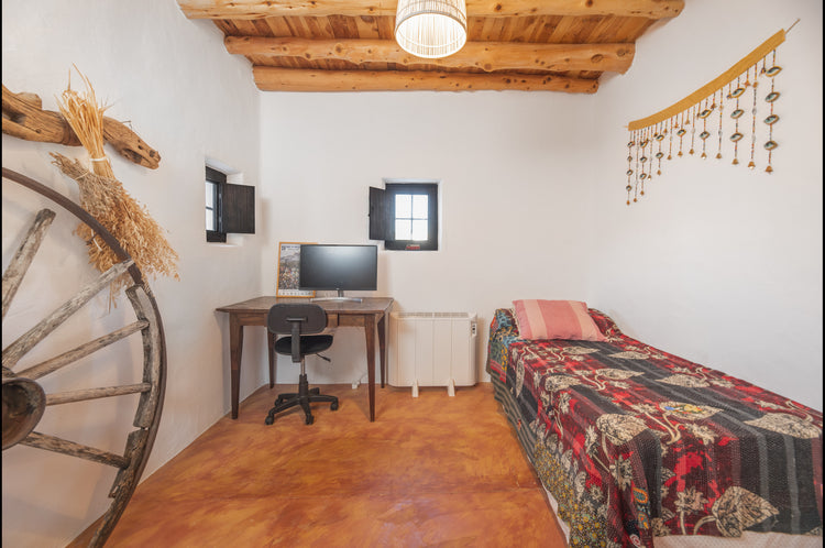 Authentic, secluded, beautiful – country house near Santa Agnes