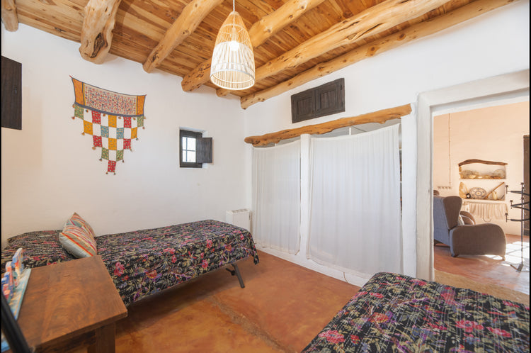 Authentic, secluded, beautiful – country house near Santa Agnes