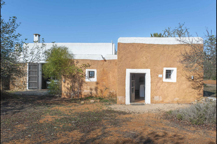 Authentic, secluded, beautiful – country house near Santa Agnes
