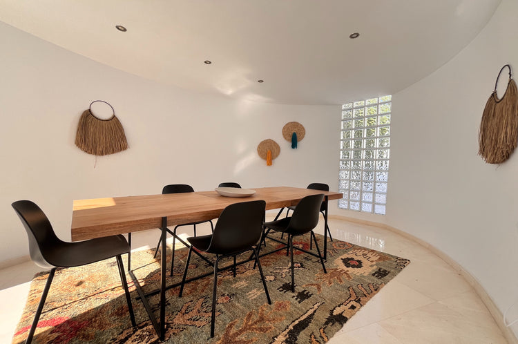 Elegant 4-bedroom villa near Cala Conta