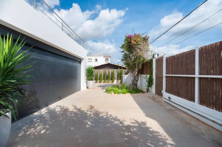 5 Bedroom Villa with Touristic license in Can Ramon