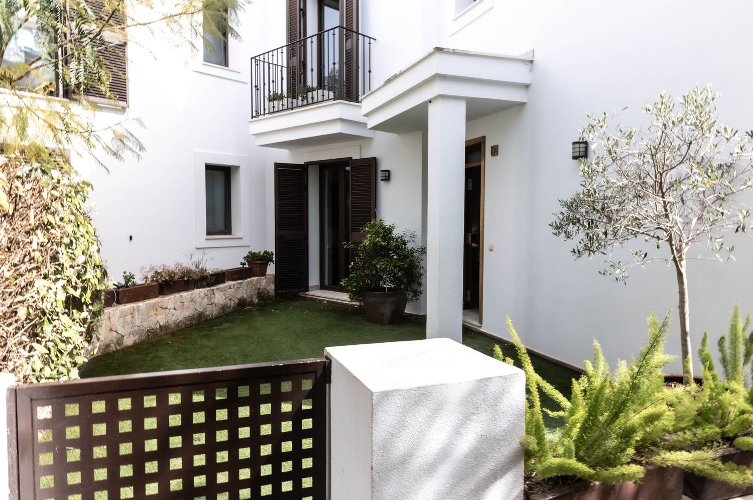 SOLD - Contemporary 3-Bedroom Modern Townhouse, San Carlos