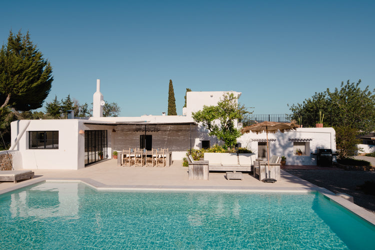 SOLD - Beautiful 5-bedroom renovated country villa, Morna Valley