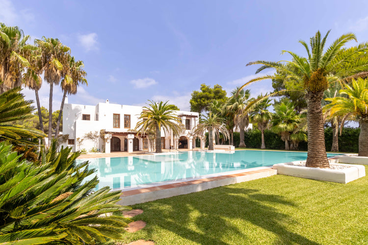 Fabulous Blakstad renovation by the sea near Santa Eulalia