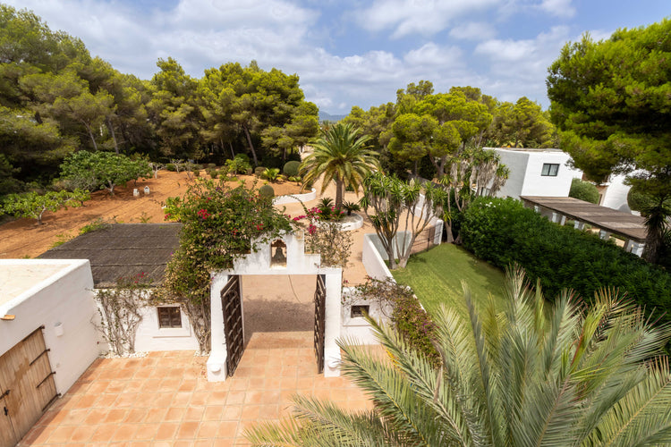 Fabulous Blakstad renovation by the sea near Santa Eulalia