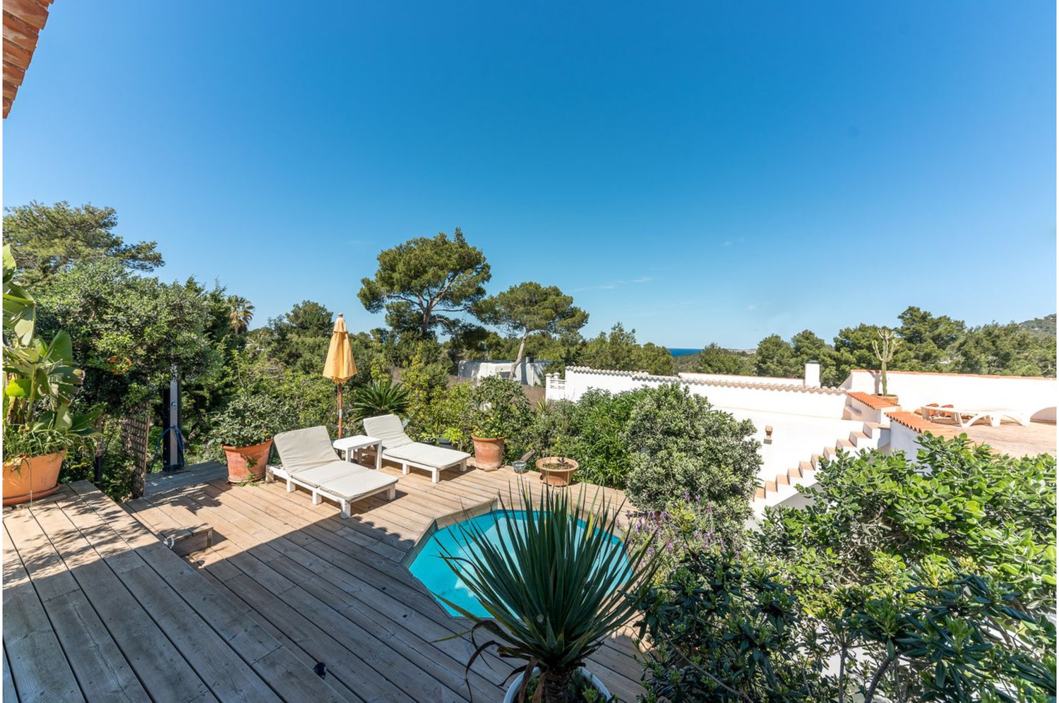 Bright, stylish and boutique: 2-bedroom villa near Cala Vadella