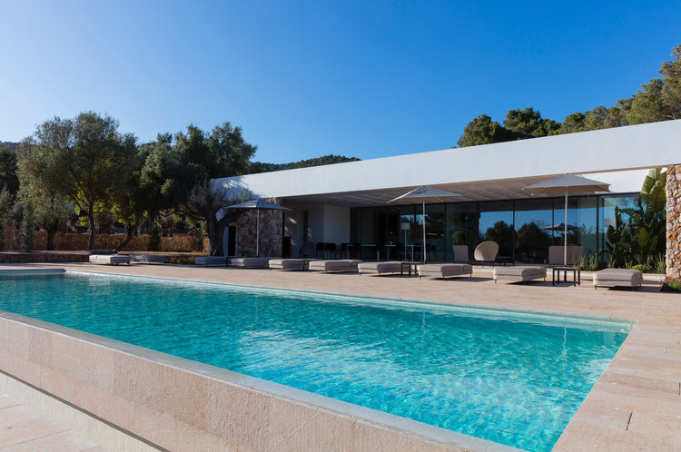 Villa Estate