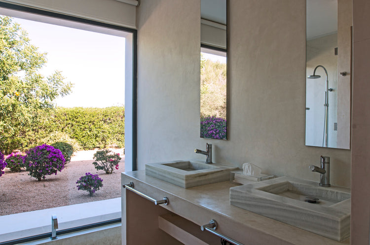 Contemporary 4-bedroom villa with licence, San Rafael