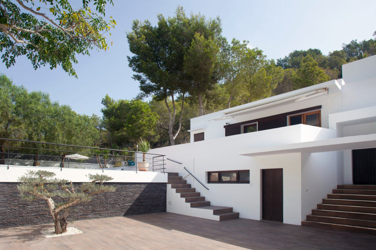 Modern 4-bedroom villa with sea views, San Jose