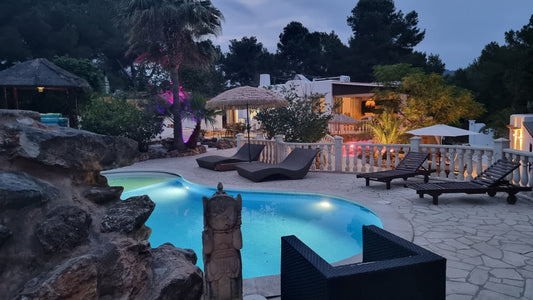 OFF-MARKET - Delightful 5-bedroom villa in picturesque surroundings, Cala Llenya