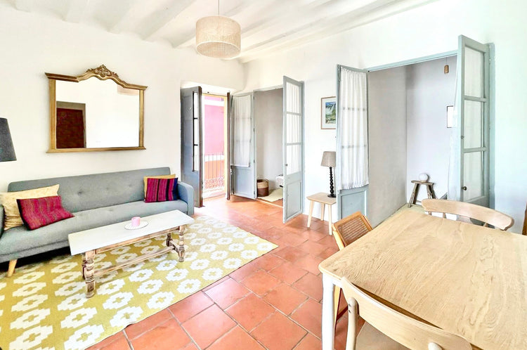 Charming 2-Bedroom Flat in Ibiza's Marina