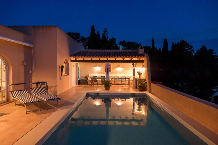 An impressive property in a sought-after location, Cala Salada