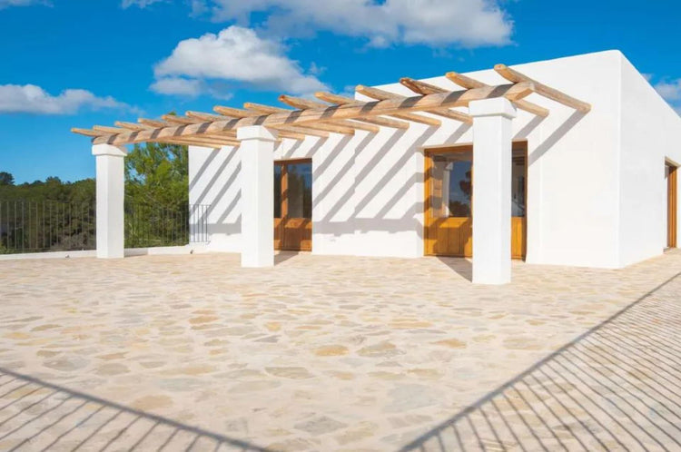 Beautiful Blakstad property in Santa Gertrudis