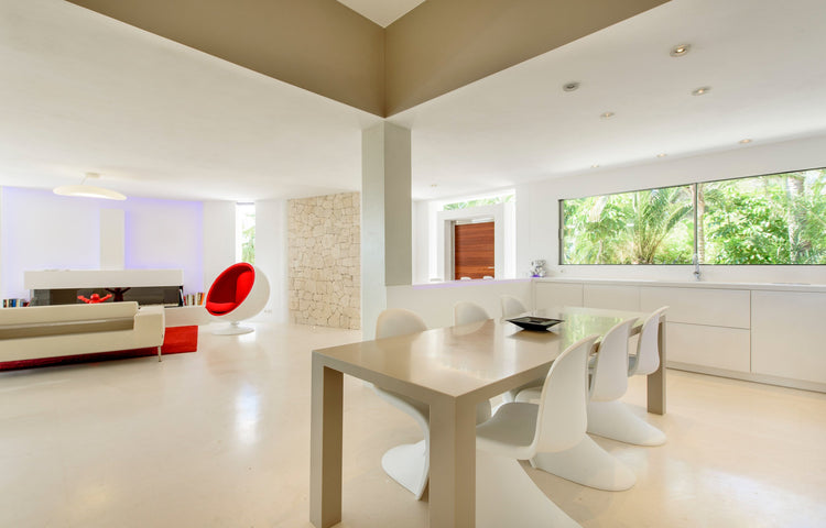 Eye-catching, contemporary villa overlooking Cala Tarida