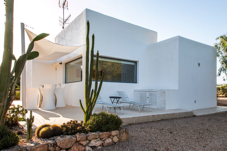 Contemporary 4-bedroom villa with licence, San Rafael